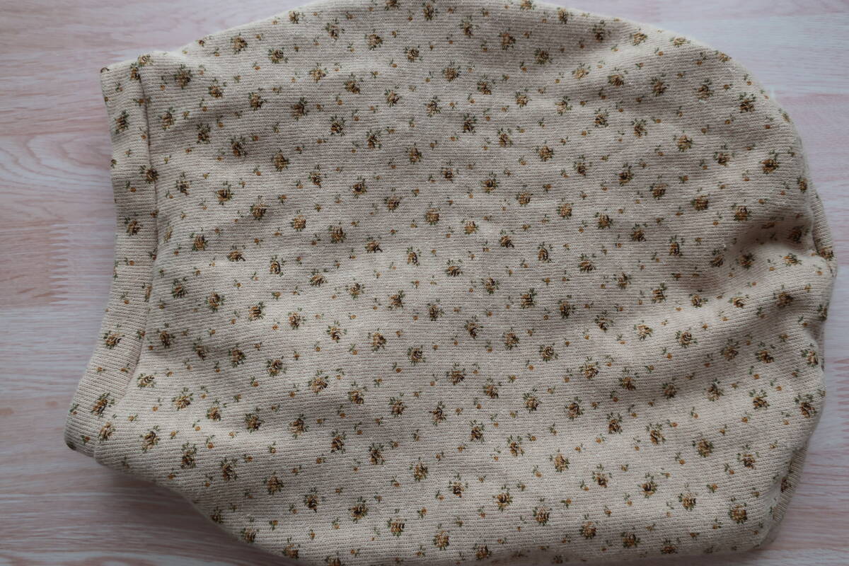 【中古・フレブル】ベージュ 小花 犬服 ドッグウエア ハンドメイド 拍卖