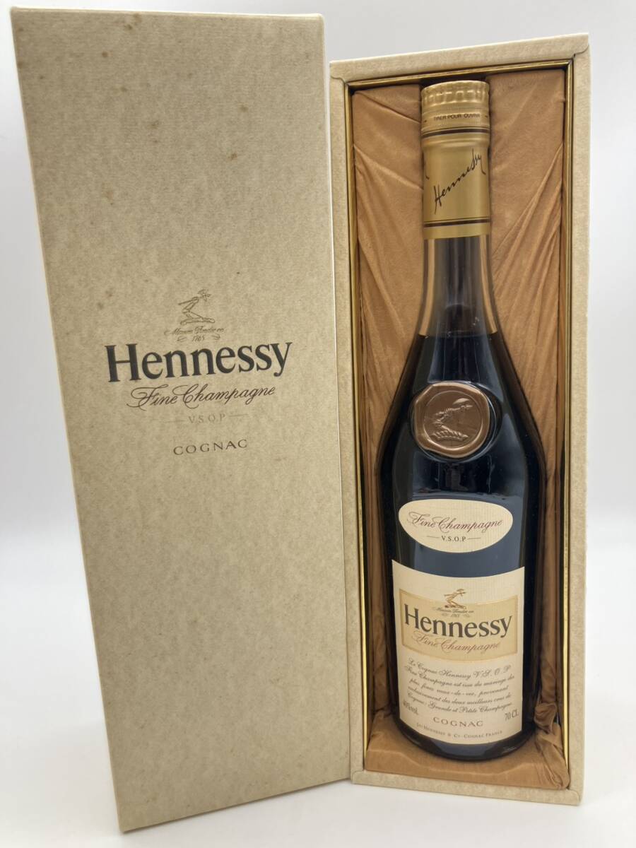 【374】未開栓 Hennessy ヘネシー VSOP COGNAC コニャック 700ml 40% 古酒 保管品 現状品 ブランデー 拍卖
