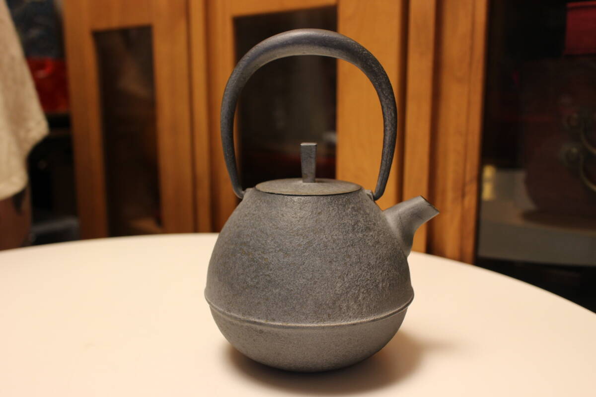 南部鉄器 鉄瓶 鉄急須 (状態良好、未使用品) 小振急須湯沸銀瓶茶道具茶器茶托茶碗骨董品古道具拍卖