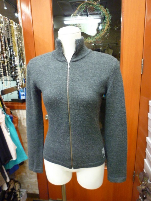 【1110-9】CK Calvin klein jeans イタリア製 グレージップアップニット サイズM拍卖