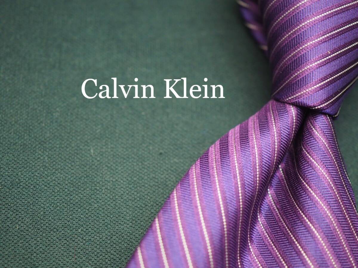 美品【Calvin Klein カルバンクライン】 G1016 パープル系 SILK ブランド ネクタイ 古着 良品 転売 仕入拍卖