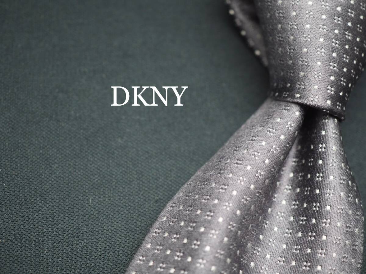 美品【DKNY ダナキャラン ニューヨーク】 G1048 グレー系 SILK ブランド ネクタイ 古着 良品 転売 仕入拍卖