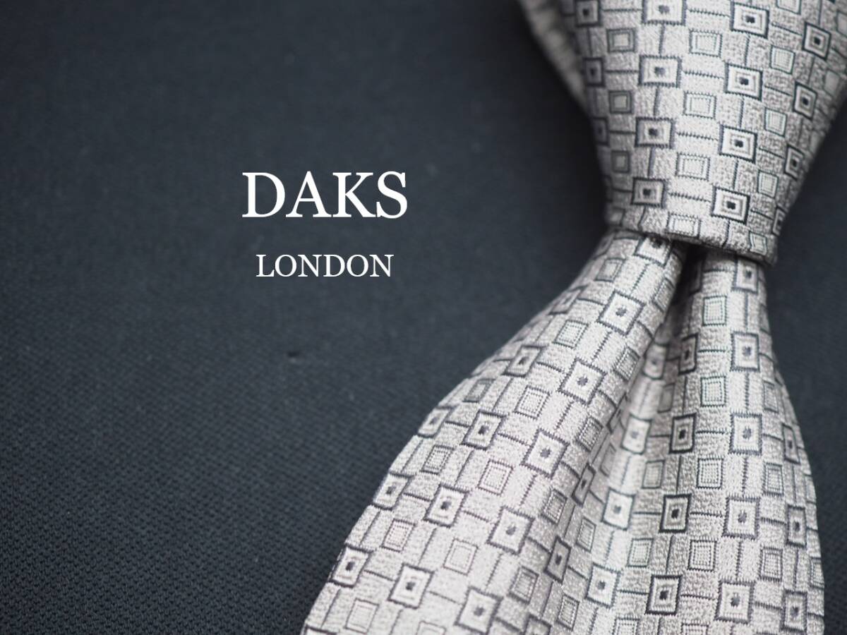 美品【DAKS ダックス】 G1475 シルバーグレー SILK ブランド ネクタイ 古着 良品 転売 仕入拍卖