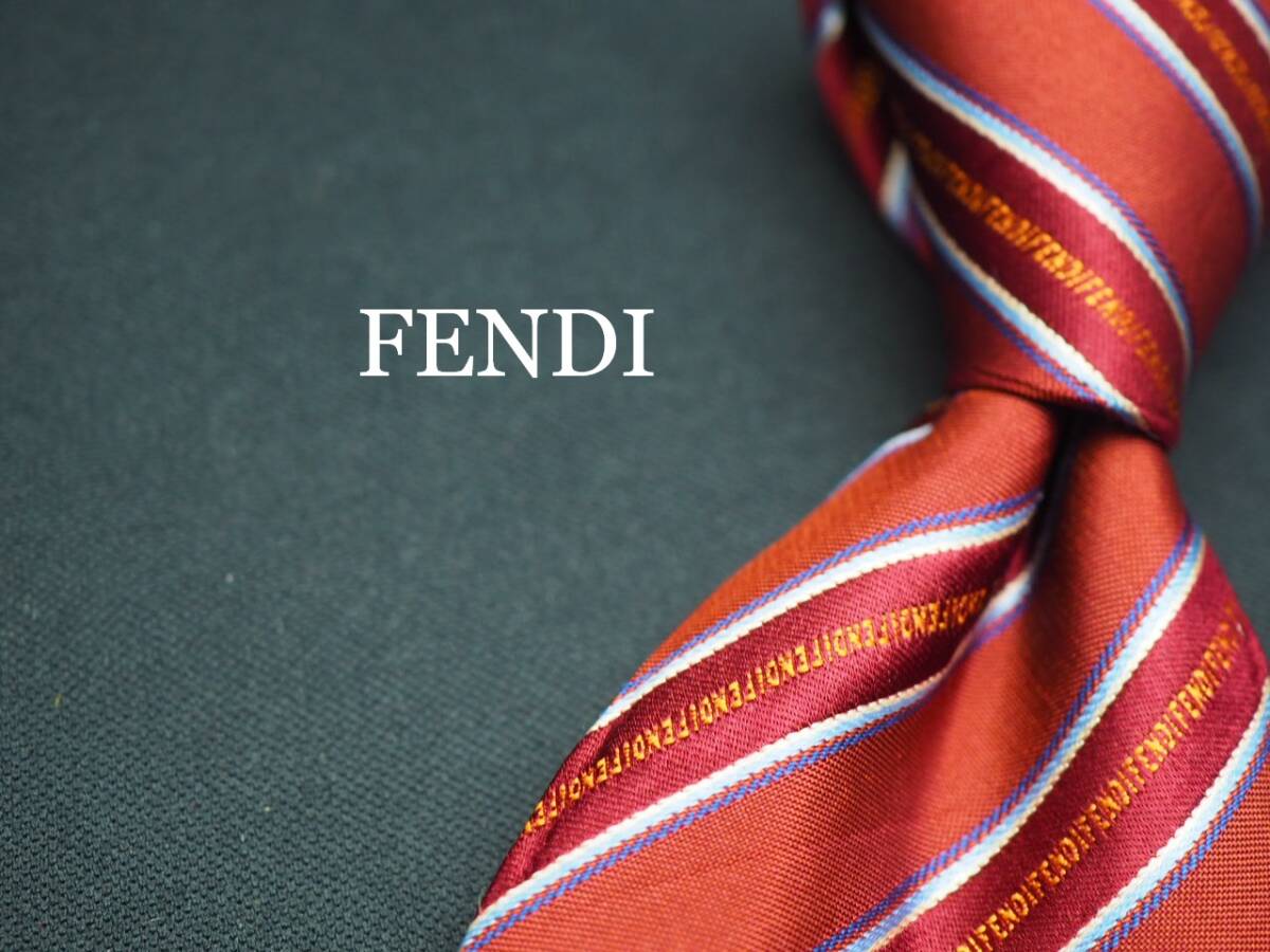 美品【FENDI フェンディ】 G1614 ロゴ 赤ワイン系 SILK ブランド ネクタイ 古着 良品 転売 仕入拍卖
