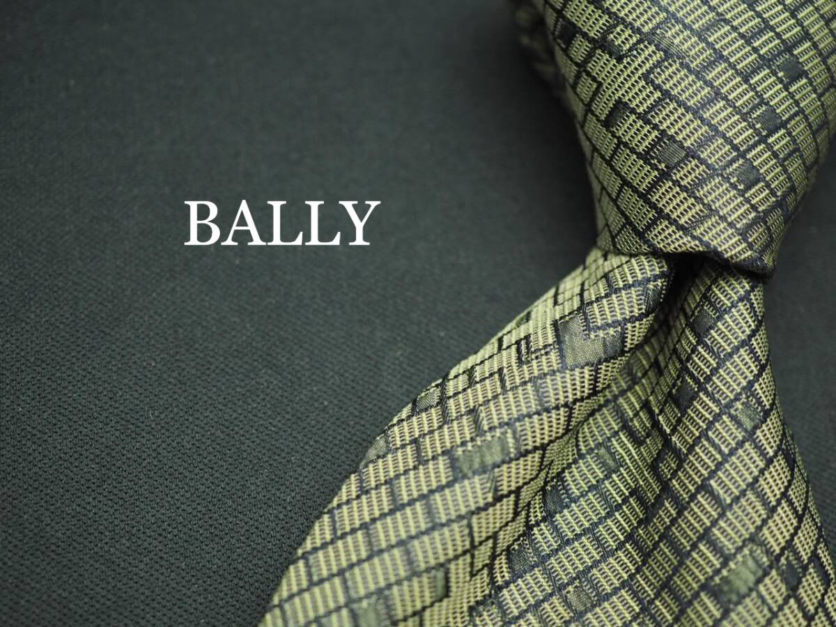 美品【BALLY バリー】 G1687 オリーブ系 SILK ブランド ネクタイ 古着 良品 転売 仕入拍卖