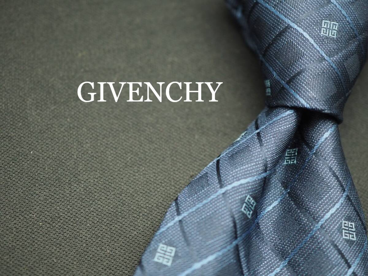 美品【GIVENCHY ジバンシイ】 G1884 ロゴ ネイビー系 SILK ブランド ネクタイ 古着 良品 転売 仕入拍卖
