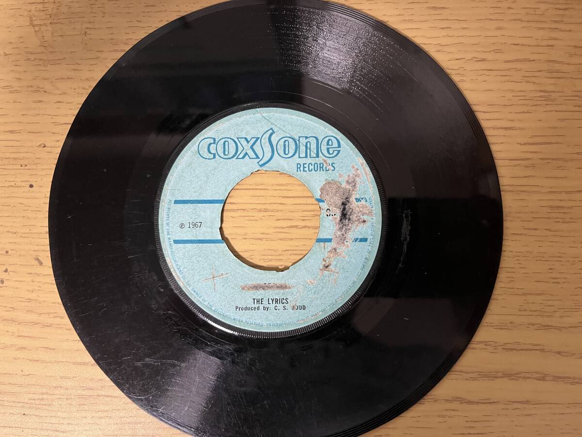 The Lyrics / Ken Parker A Get It / How Strong (Coxsone UK)拍卖