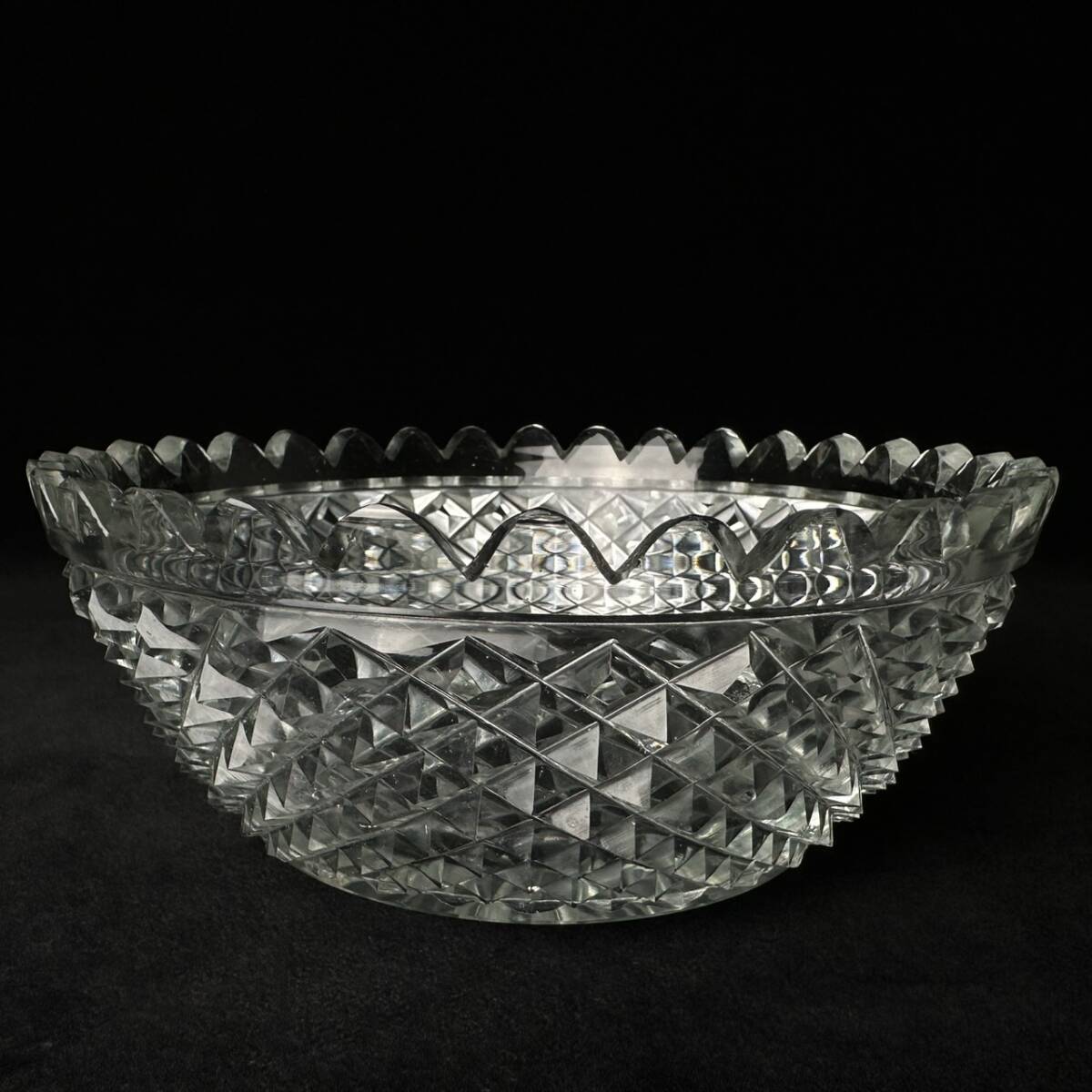 コレクター買取品 江戸時代 義山 ギヤマンガラス 鉢 江戸切子 菓子器 昭和レトロ 食器 硝子工芸 飾物 置物 時代物拍卖