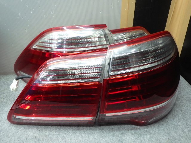 B】 トヨタ純正 LED テールライト テールランプ フィニッシャー 左右 ICHIKOH 30-370/30-371 GRS202 クラウン ロイヤル 後期 GRS200 GRS204拍卖