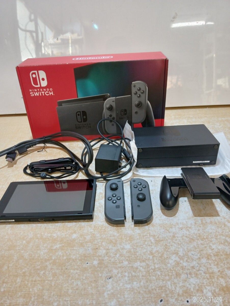 ◇Nintendo Switch ニンテンドー スイッチ 本体 HAD-S-KAAAH(JPN) 任天堂 グレー ゲーム機 初期化済み拍卖