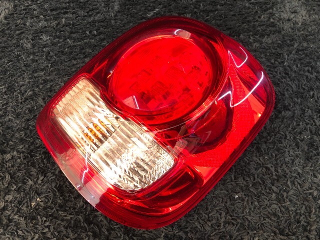 H29年 ムーヴ キャンバスLA800S LA810S 右テール ランプ 81550-B2700 LED TOKAI 20521 拍卖
