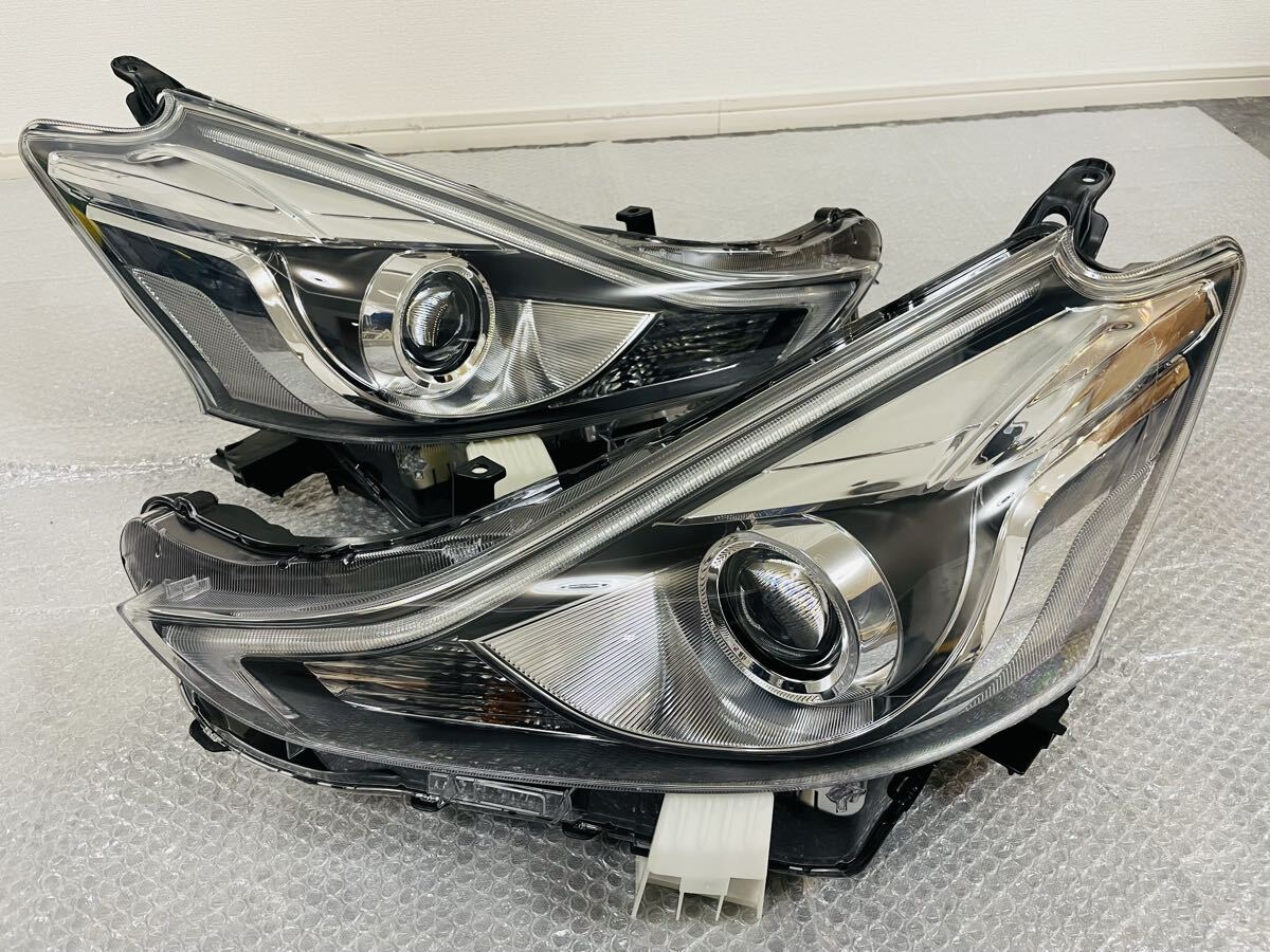 ★美品 ステー折れ無し★ LED ZVW40W プリウスα 後期 左右 ヘッドライト ヘッドランプ KOITO 47-65 打刻:A2 トヨタ 純正拍卖