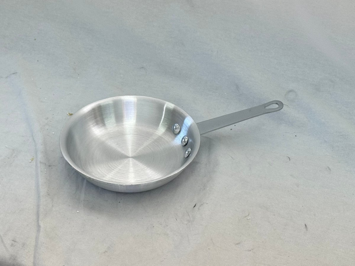 【アウトレット】業務用 アルミフライパン 20cm ガス用 プロ仕様 200mm オムレツ アルミパン キプロスター KIPROSTAR (5)拍卖