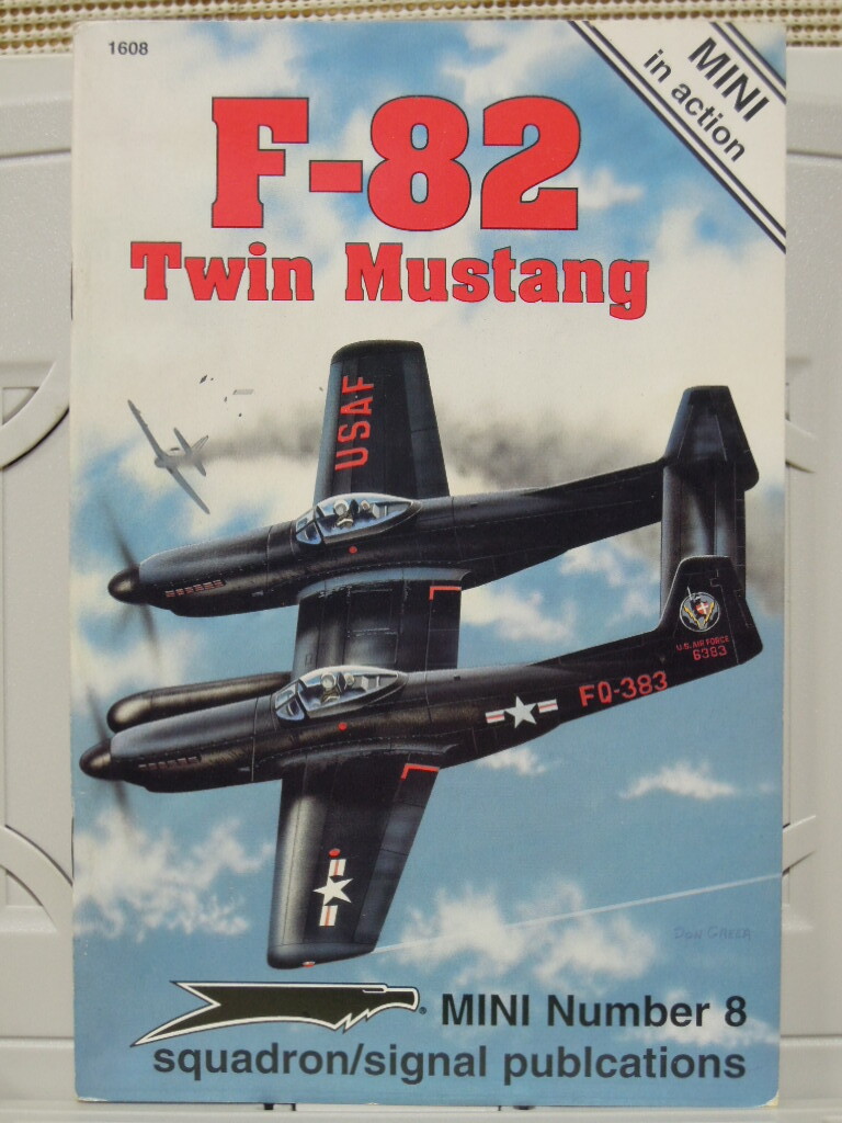 Squadron MINI 8 F-82 Twin Mustang in action 21X13.5cm 49p 拍卖