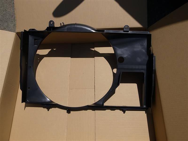★新品未使用 日産 ステージア 260RS WGC34 WGNC34 純正 ラジエターファンシュラウド ASSY Radiator shroud assembly NISSAN拍卖