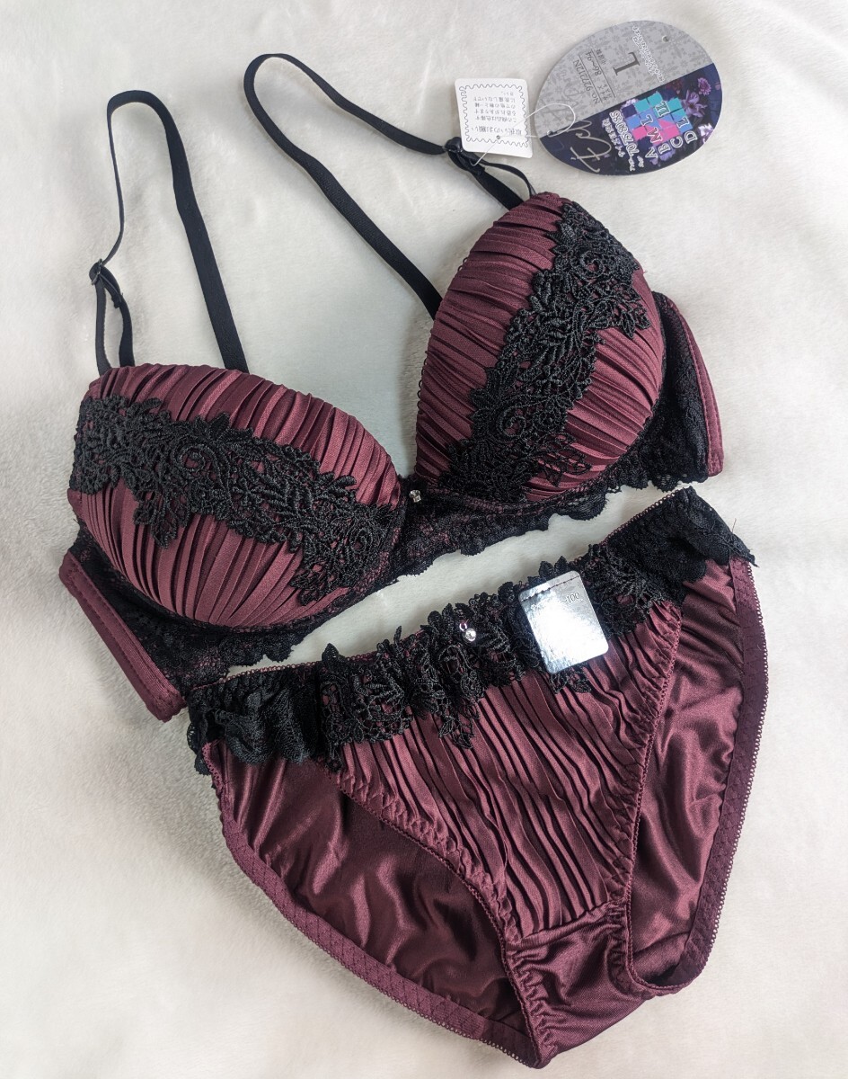 お泊まりに☆ノンワイヤーブラ&パンティL上下お揃い☆きれいプリーツ&ブラックレース☆ボルドー☆☆匿名配送可☆タグあり☆拍卖