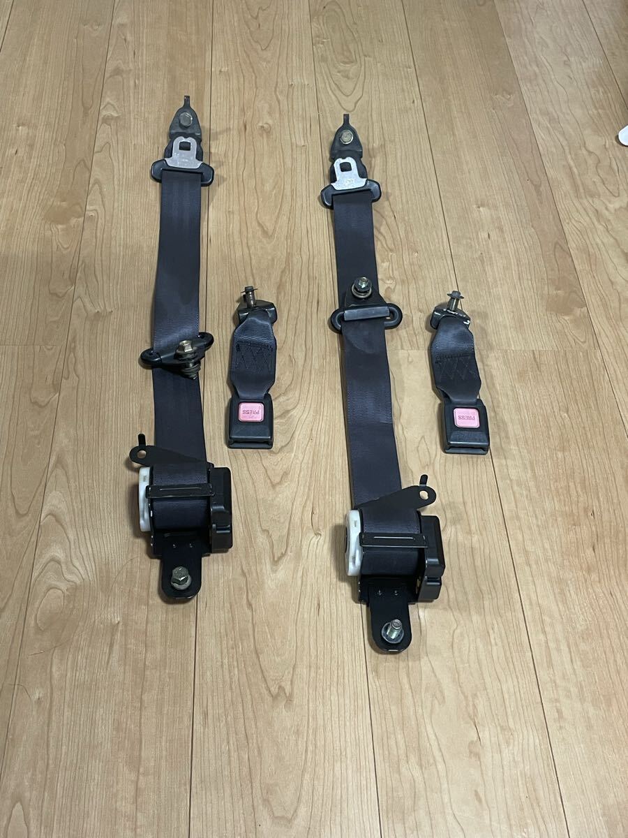 ホンダ 純正 インテグラ DB8 96スペック リア シートベルト シートベルトキャッチ 後部座席 左右 セット拍卖