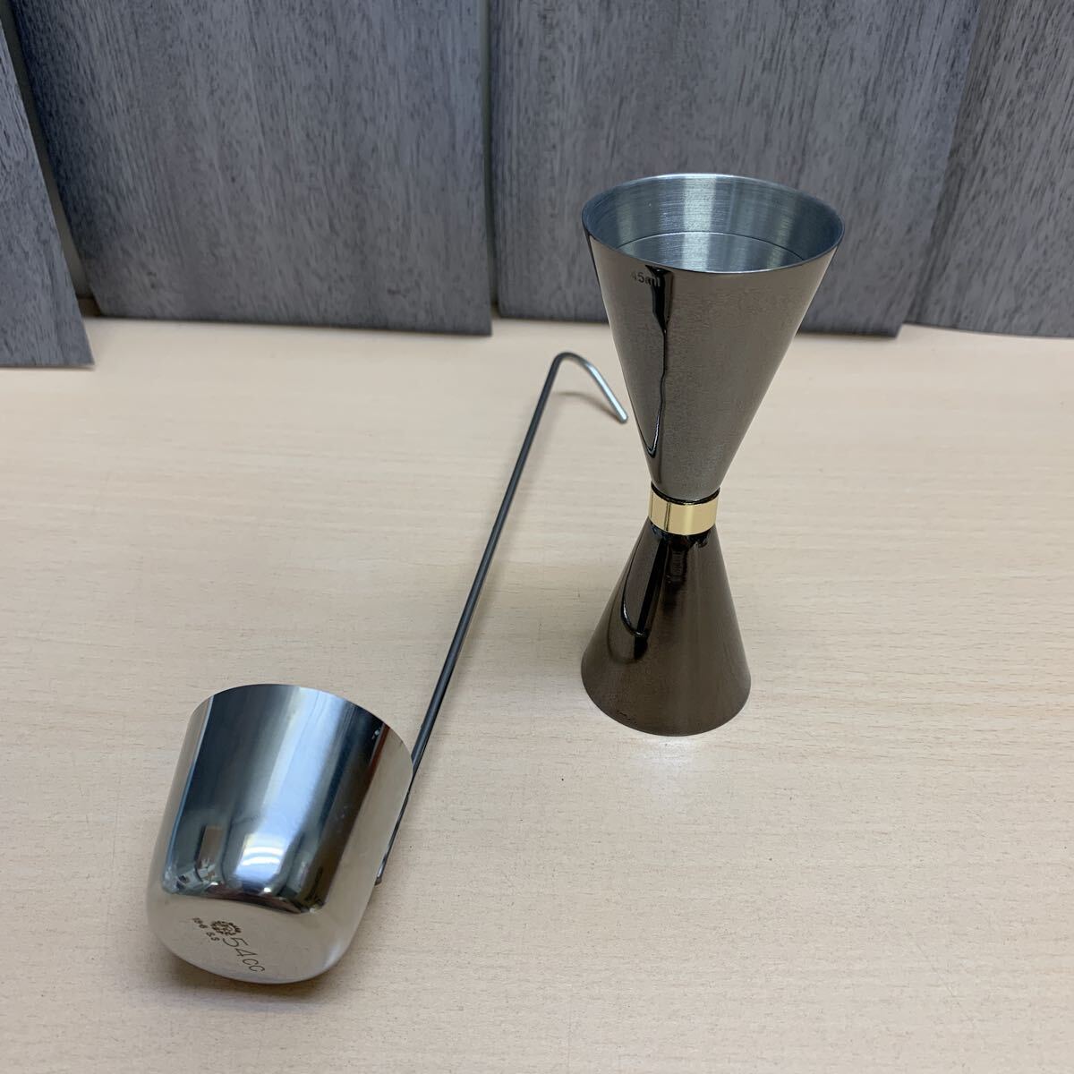 y111220m シガーカップ 45ml 30ml / 12cm メジャーカップ ステンレス製 カクテル ミニ柄杓付き 54cc拍卖