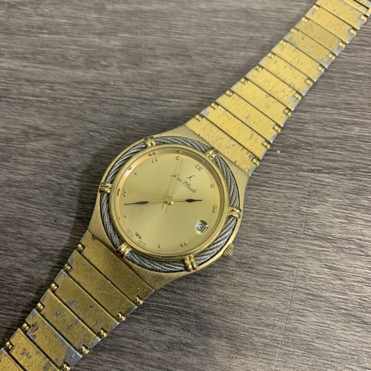y111303m ジャンクロード QZ ゴールド文字盤 557796-1 メンズ腕時計 拍卖