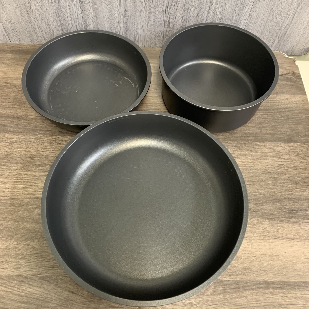 y111321m CAROTE カローテ フライパン 鍋 セット IH&ガス火対応 26cm 20cm 18cm 3点セット拍卖