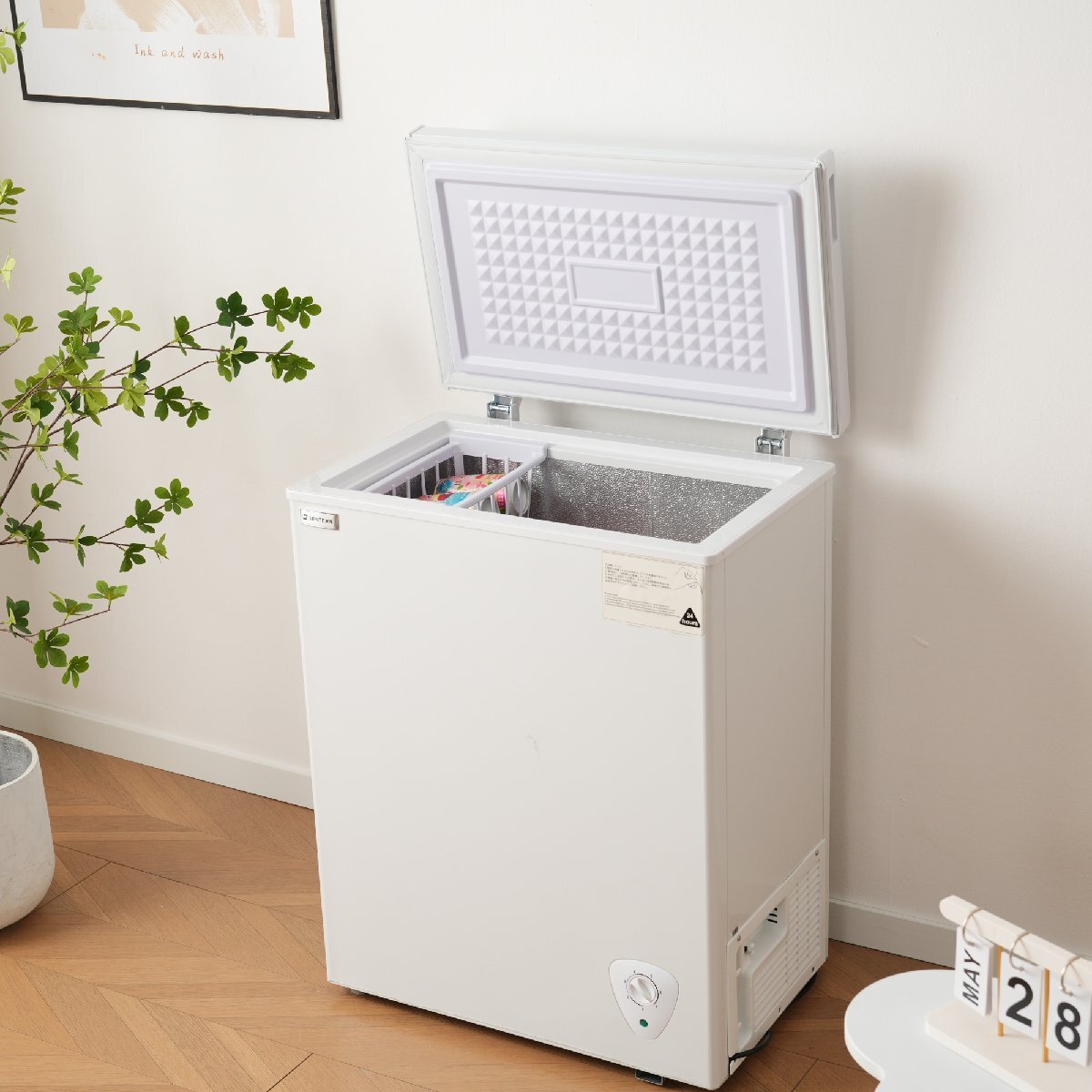 【国内発送】冷凍庫 90L 家庭用 業務用 チェストフリーザー 上開き バスケット付き フリーザー ストッカー 冷凍 鍵付き 省エネ スリム 冷拍卖