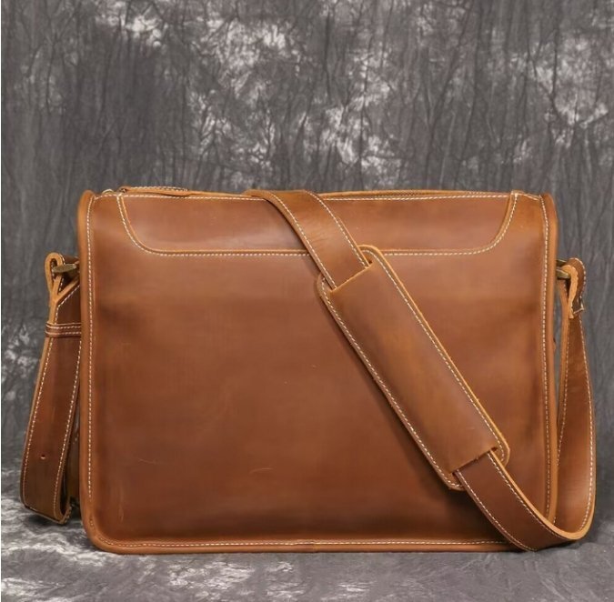 強力推薦★本革 レザー ショルダーバッグ 斜め掛けバッグ メッセンジャーバッグ 通勤 斜め掛けバッグ 牛革 肩掛け鞄 コーヒー拍卖