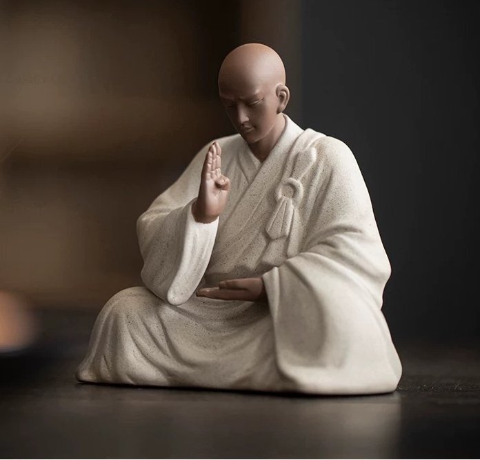 小坊主-幸せを祈る 置物高さ約11.5cm拍卖