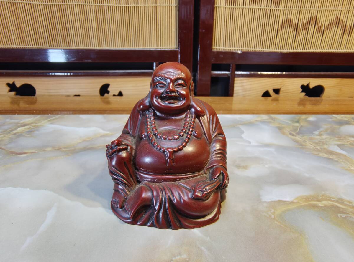 布袋尊 置物 高さ約8cm 中国製 仏像風 インテリア 縁起物 左手剥がれあり@301拍卖