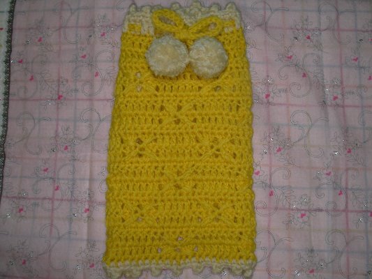 ハンドメイド☆小型犬☆セーター☆犬服☆かぎ針編み☆ポンポン付きリボン☆黄色☆模様編みセーター☆拍卖