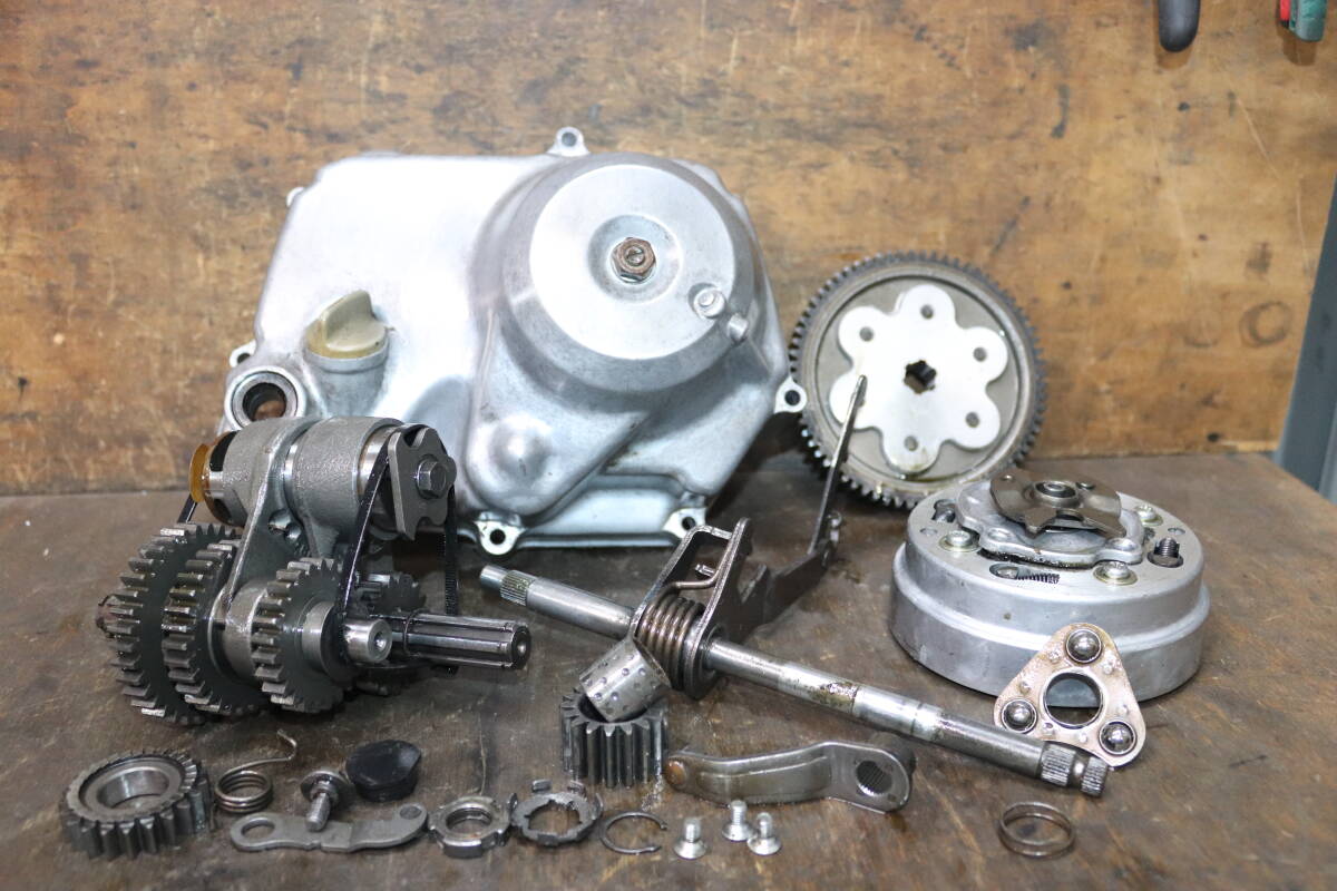 シャリー6v自動遠心3速ミッション付/3-1103モンキーDAXカブ拍卖