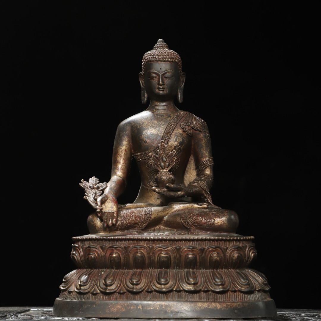 旧蔵 古銅彫 泥金 藥師佛 佛像 古擺件 古置物 中国古玩 骨董品 時代物 稀少唐物拍卖