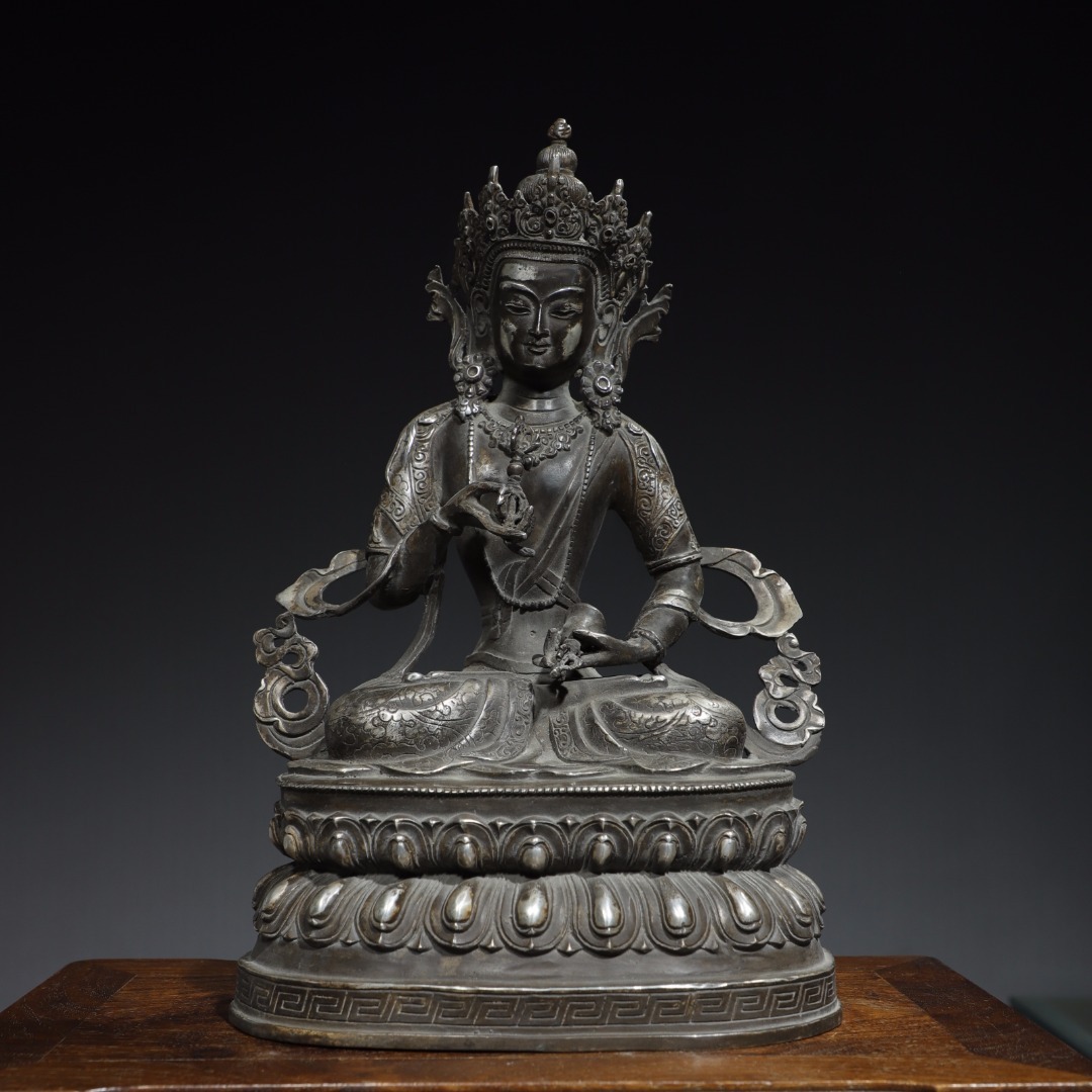 旧蔵 古銅彫 塗銀 金剛 佛像 古擺件 古置物 中国古玩 骨董品 時代物 稀少唐物拍卖