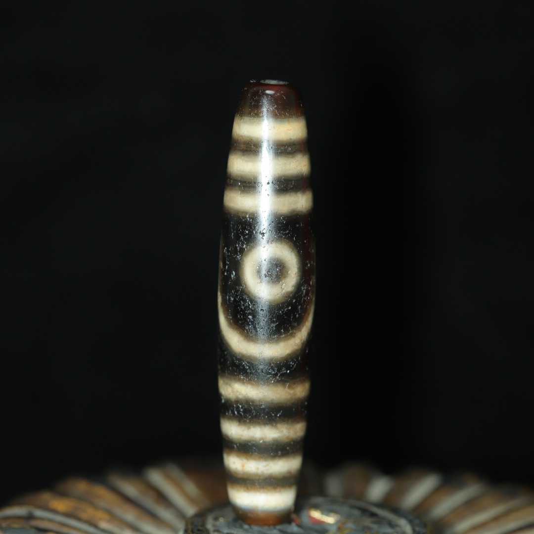 旧蔵 兩眼天珠 風水開運 自然風化 高油 根付 中国古玩 骨董品 時代物 稀少唐物拍卖