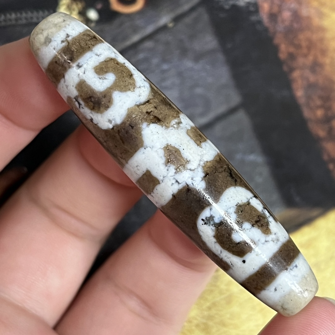 旧蔵 法師法器天珠 風水開運 自然風化 高油 根付 中国古玩 骨董品 時代物 稀少唐物拍卖