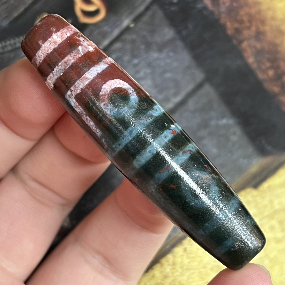 旧蔵 四眼天珠 風水開運 自然風化 高油 根付 中国古玩 骨董品 時代物 稀少唐物拍卖