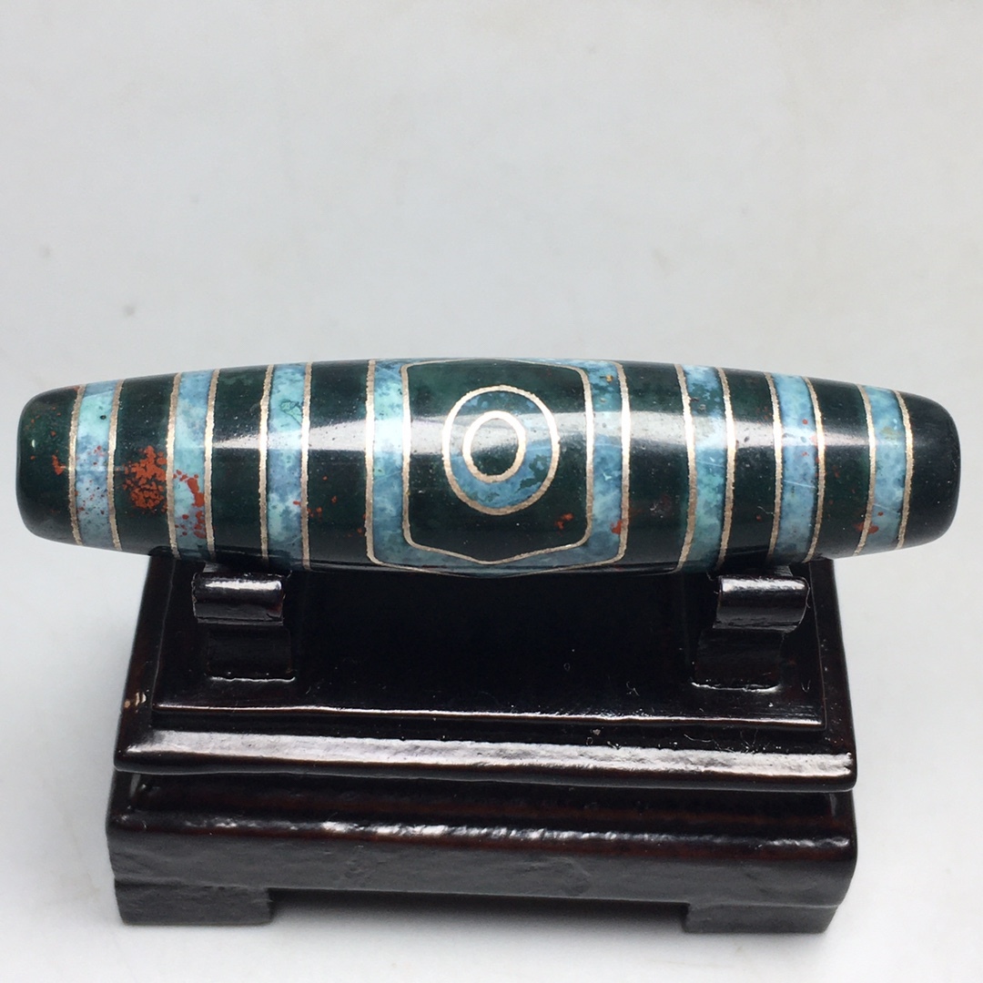 旧蔵 三眼天珠 風水開運 自然風化 高油 根付 中国古玩 骨董品 時代物 稀少唐物拍卖