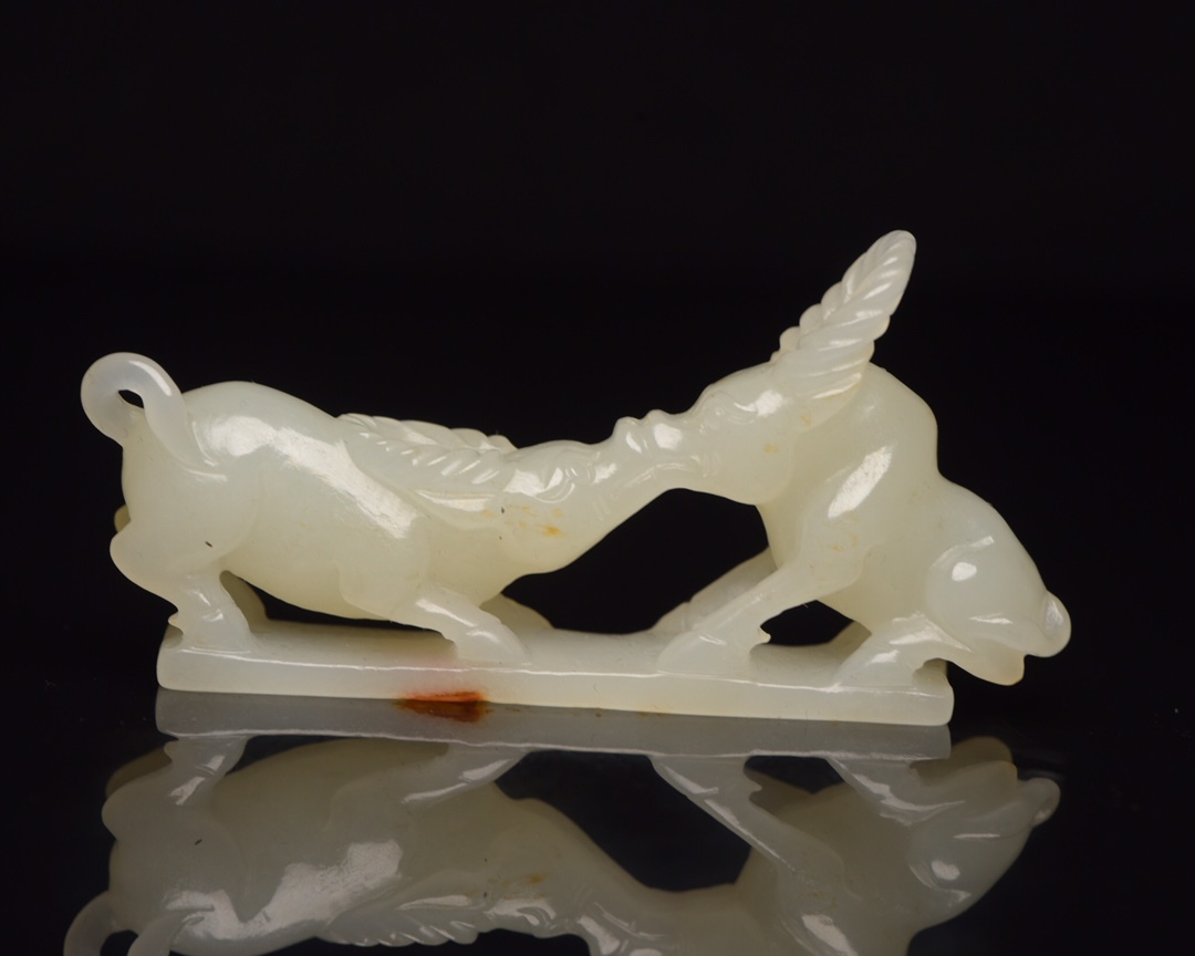 旧蔵 和田玉彫 牛 根付 中国古玩 骨董品 時代物 稀少唐物拍卖