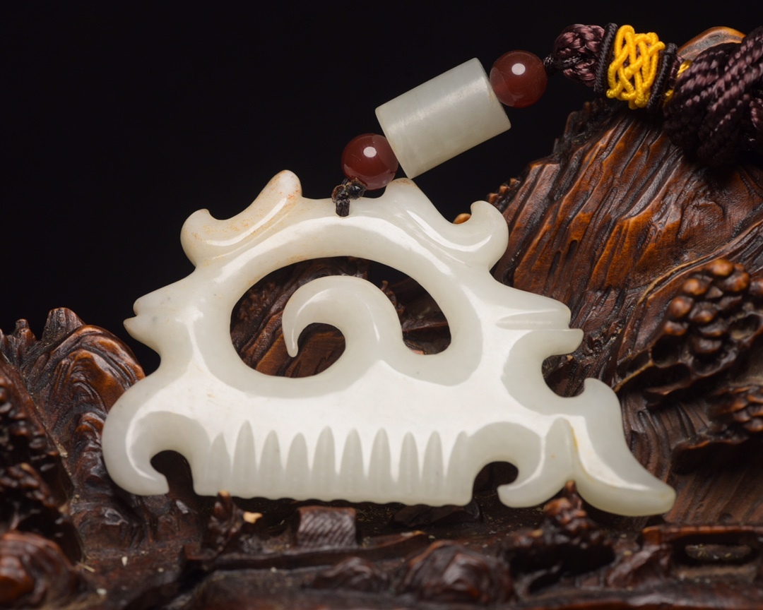 旧蔵 和田玉彫 豬龍 根付 中国古玩 骨董品 時代物 稀少唐物拍卖