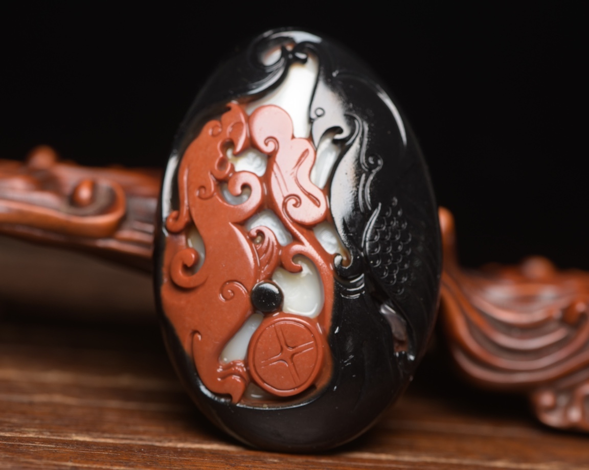 旧蔵 和田玉彫 龍鳳呈祥 根付 中国古玩 骨董品 時代物 稀少唐物拍卖