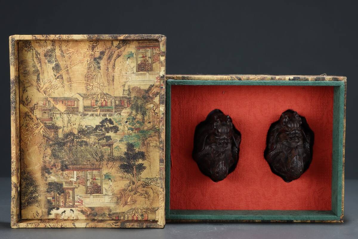 旧蔵 沈香木彫 玄武龍龜 一對 擺件 古擺件 古置物 中国古玩 骨董品 時代物 稀少唐物拍卖