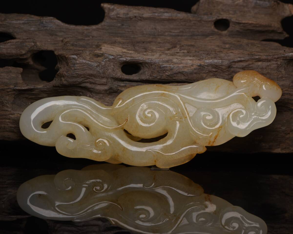 旧蔵 和田玉彫 如意 根付 中国古玩 骨董品 時代物 稀少唐物拍卖