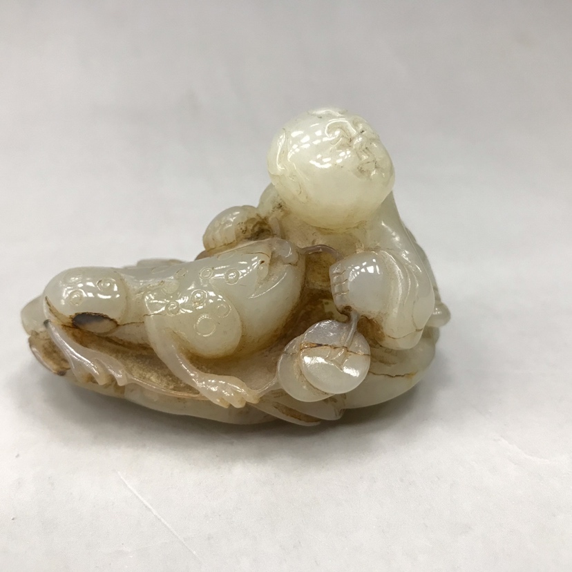 旧蔵 和田玉彫 呱呱來財 根付 中国古玩 骨董品 時代物 稀少唐物拍卖