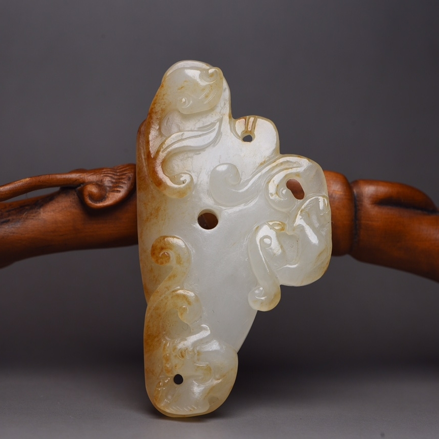 旧蔵 和田玉彫 龍佩 根付 中国古玩 骨董品 時代物 稀少唐物拍卖