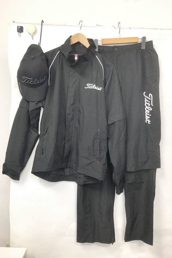 【送料無料】東京)◇Titleist タイトリスト TSMR1592 メンズ レインウエア セットアップ 収納袋付 Lサイズ ドライキャップセット ブラック拍卖
