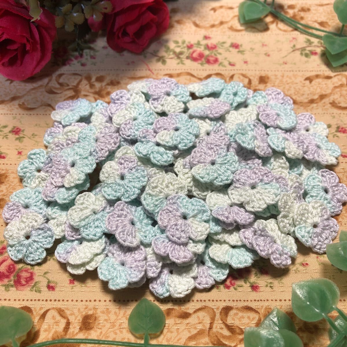 (No.20)☆ハンドメイド☆可愛いお花(^^)100枚【ミックス】モチーフ パーツ等に拍卖