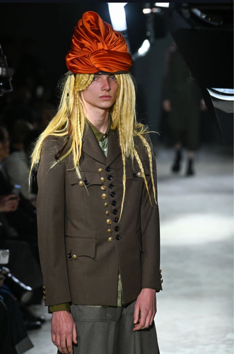 新品25FWコムデギャルソンオムプリュス 金ボタンカーキ系ジャケットM拍卖