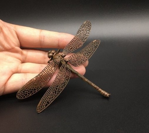 伝統工芸品 茶道具 とんぼ 純銅製 置物 民芸品 細密彫刻 総長7.8cm拍卖