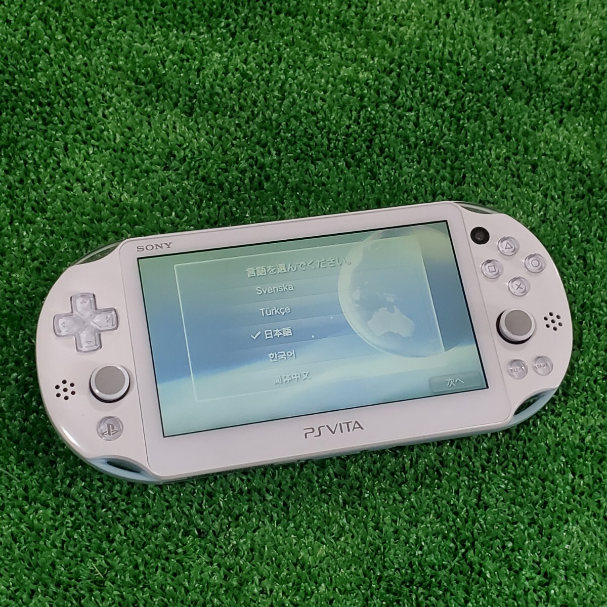 SONY ソニー PS VITA 本体 PCH-2000 ライトブルー ホワイト 通電確認済み 初期化済み PSVITA ゲーム機器拍卖