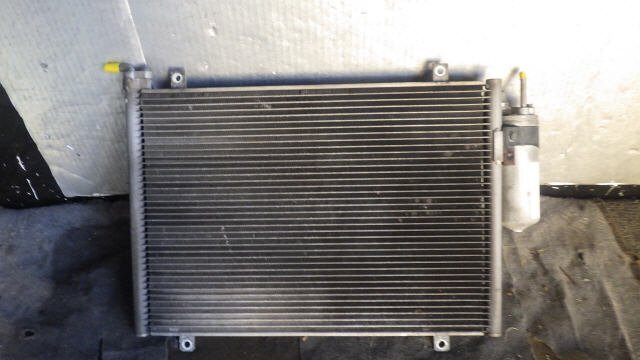 akurudepa H14年 エブリィ GH-DA62W クーラー エアコン コンデンサー 95310-68H00拍卖