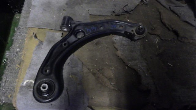 akurudepa H25年 N-BOX DBA-JF1 右 フロント ロア ロワ アーム S07A-130 51350-TY0-010拍卖